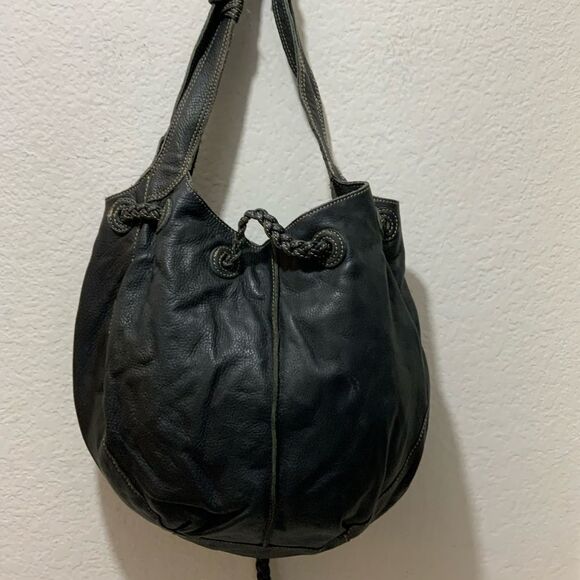 Fossil Black Leather Bucket Bag Braided Drawstring Shoulder Strap white stitches - Picture 5 of 16